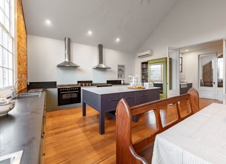 kitchen laundry