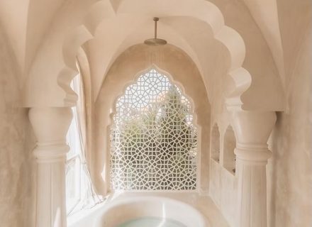 Cinnamon Villa, Munggu 7