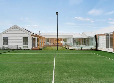 Court Side, Mornington-12