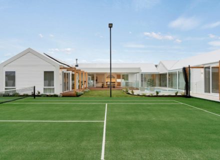 Court Side, Mornington-12