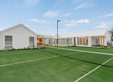 Court Side, Mornington-13