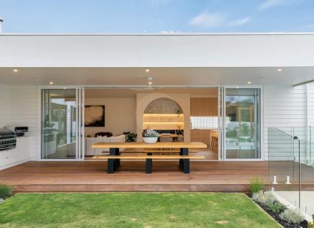 Court Side, Mornington 36