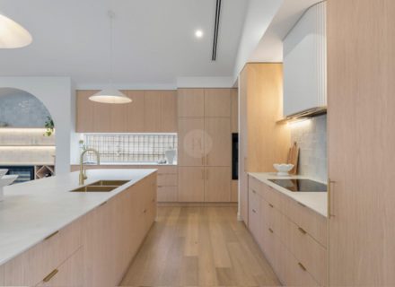Court Side, Mornington-42