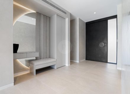 Dark and Stormy, Pascoe Vale 21