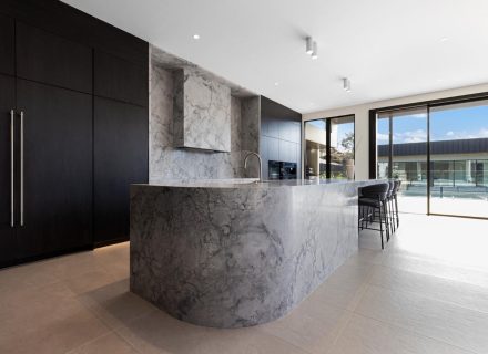 Dark and Stormy, Pascoe Vale 27