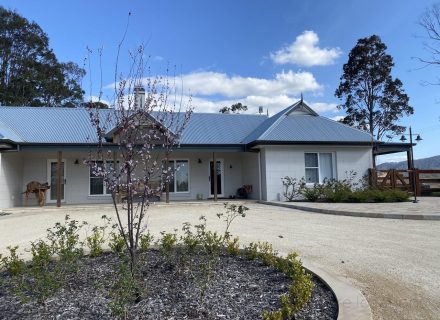 facade driveway