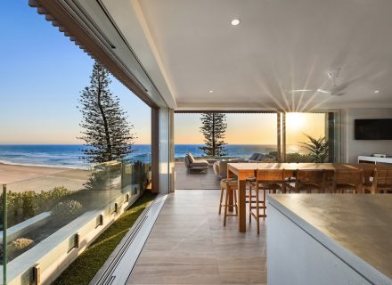 Double Take, Cabarita NEW 14