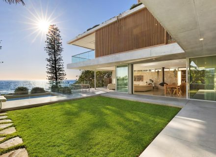 Double Take, Cabarita NEW 29