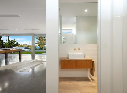 Double Take, Cabarita NEW 34