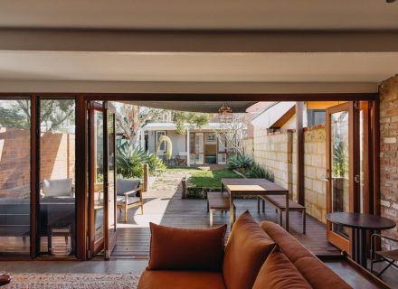 Easy Does It, Fremantle-19