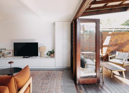 Easy Does It, Fremantle-23