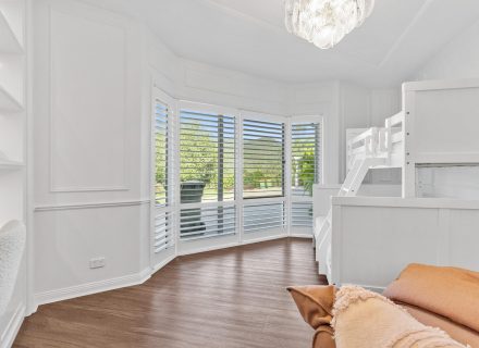 Escarpment, Bonogin-14