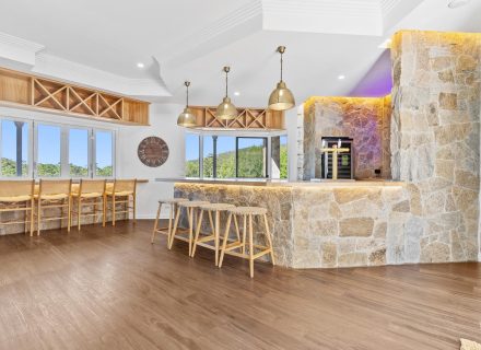 Escarpment, Bonogin-18