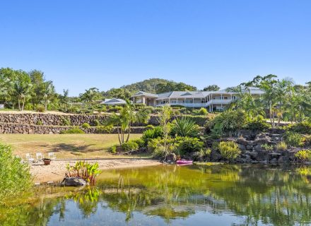 Escarpment, Bonogin-6