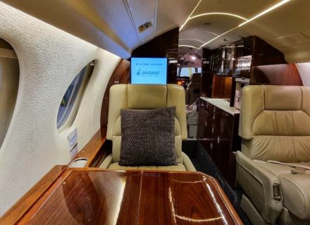 Falcon 50 interior 2