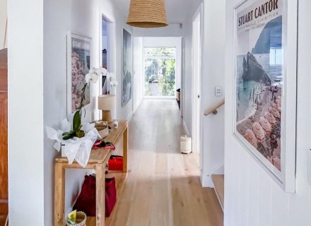 Family Ties, Freshwater 30