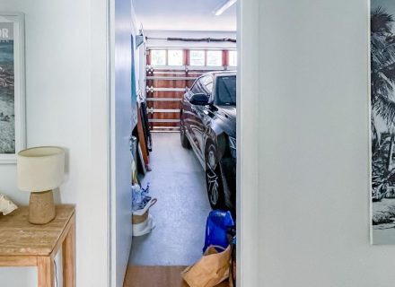 Family Ties, Freshwater 31