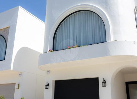 Fidèle, East Corrimal-06