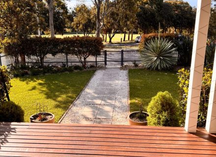 Flagstone, Little Bay-08