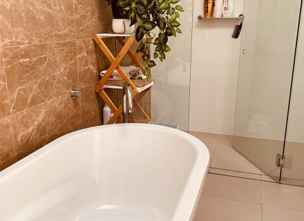 Flagstone, Little Bay-28