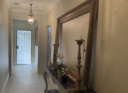 GIARDINI43 HALLWAY