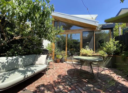 outdoor area backyard pool facade garage driveway