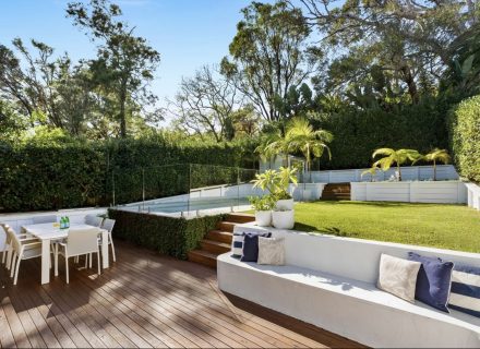 outdoor area garden established