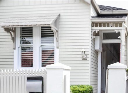 Greenbank, Leichhardt-05