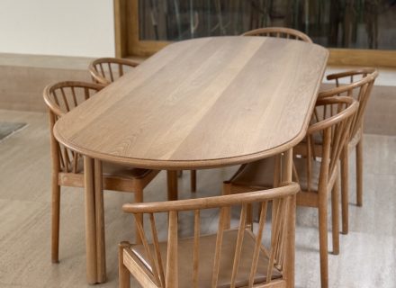 HARLEYS CLOVELLY16 DINING TABLE