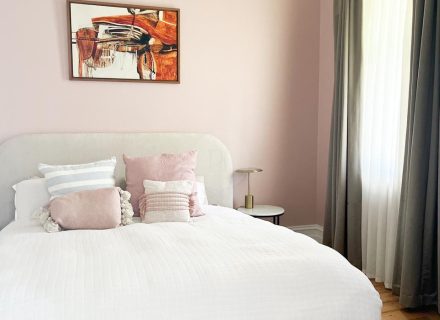 Halston House, Hampton-21