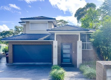 facade garage driveway