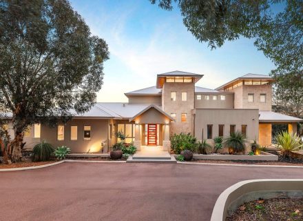 facade driveway garage