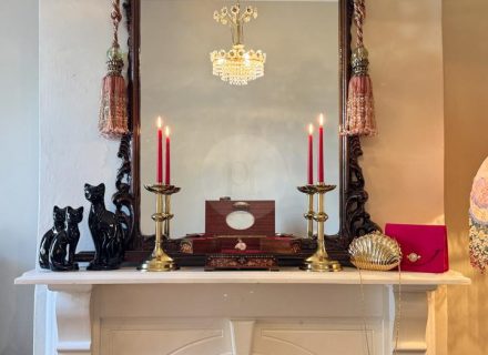 Hollywood Glamour, Collingwood - Bed 2 - 2