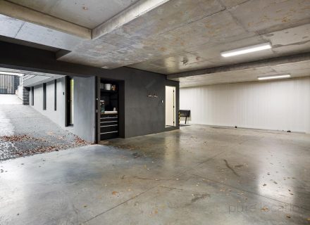 garage driveway