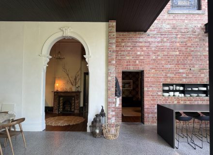 ITALIANATE KITCHEN DINING9