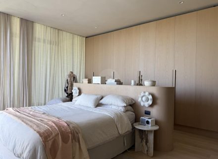 ITALIANATE MAIN BEDROOM1