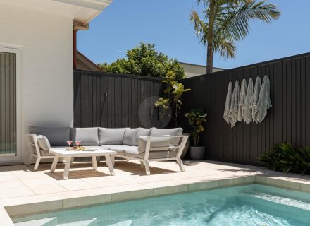 Juno, Glenelg East - 104