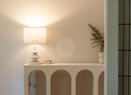 Juno, Glenelg East - 30