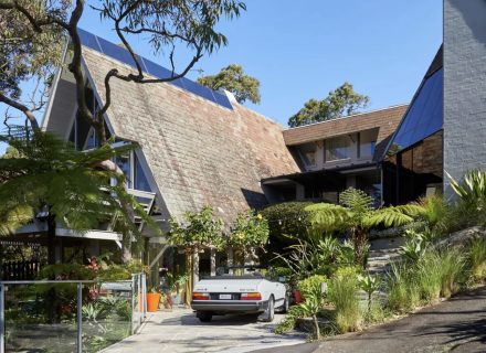 facade garage driveway