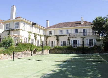 facade backyard