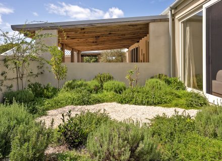 La Dimora, Newrybar - garden courtyard