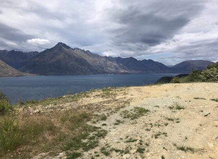 Lake-Wakatipu-Views-Queenstown_2.jpeg