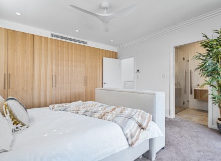 Lap of Luxury, Dover Heights 35
