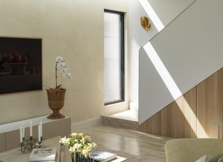 Light Years, Mount Hawthorn 27