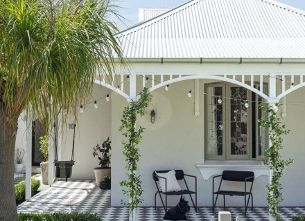 facade garage driveway