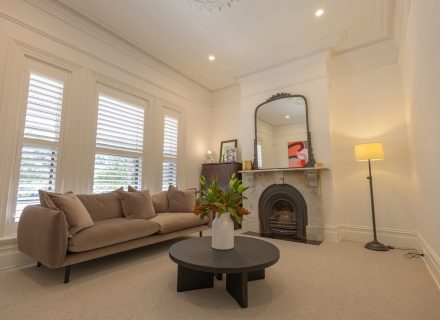 Lockwood, Hawthorn East 8