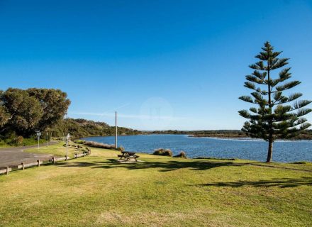 Long Weekend, Breamlea-4