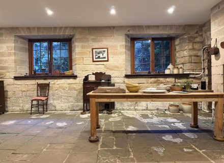 MACMILLAN HOLUSE DARLING POINT - CELLARS6