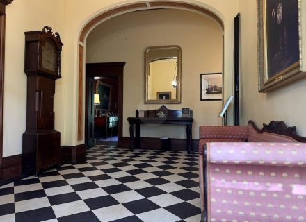 MACMILLAN HOLUSE DARLING POINT - ENTRY5