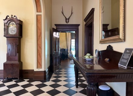 MACMILLAN HOLUSE DARLING POINT - HALLWAY3